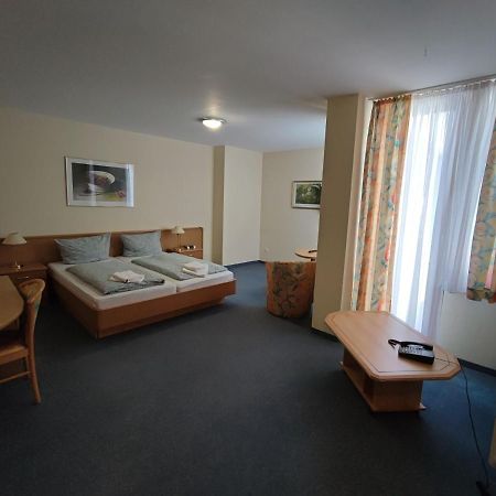Hotel Schiff Rastatt Exterior photo
